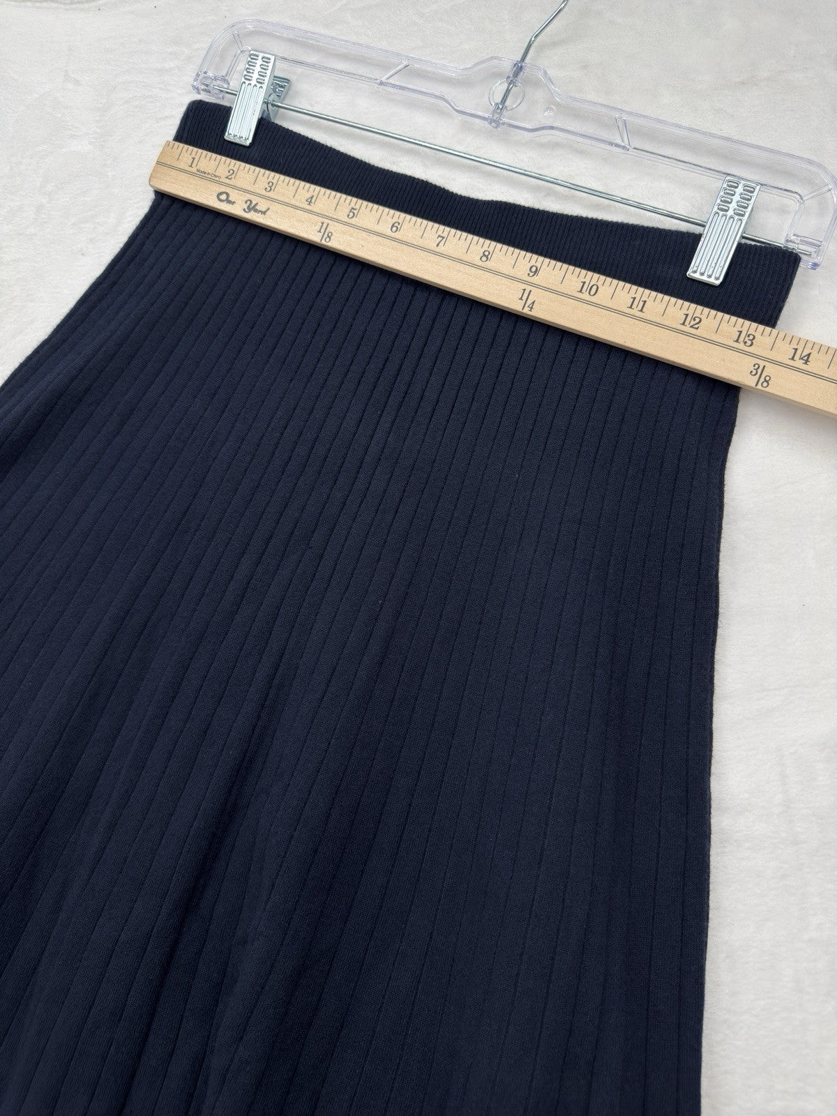 Banana Republic Sweater Knit Midi Skirt XS Navy Blue Ribbed A Line Womens