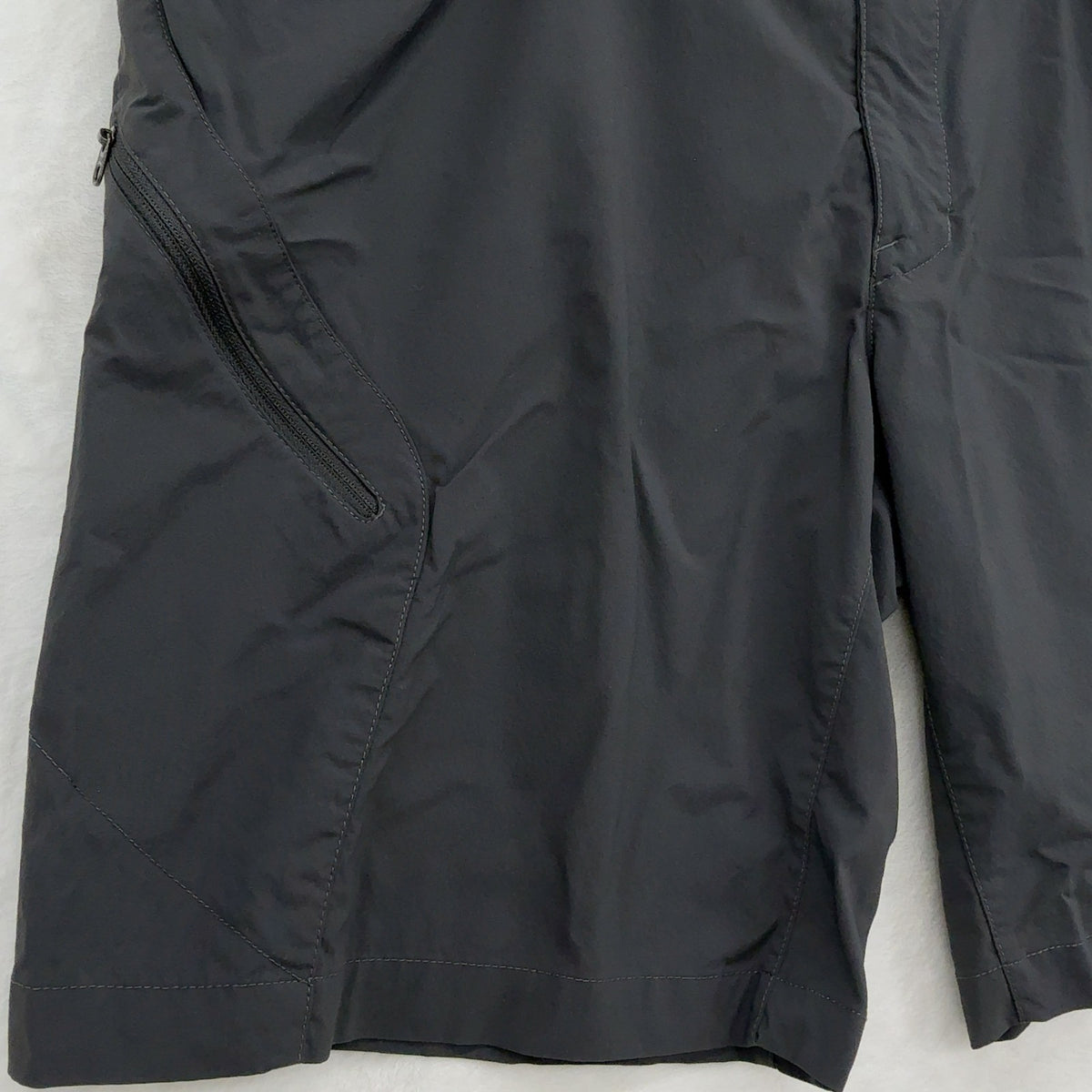 The North Face Paramount Shorts 38 Gray Belted Cargo Mens 8.5” Nylons Stretch
