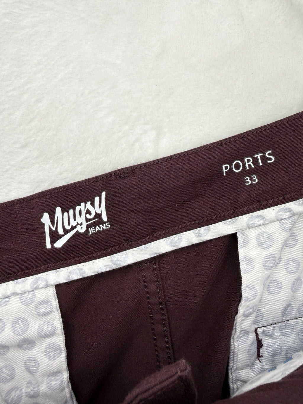 Mugsy Shorts 33 Ports 9” Maroon Chino Mens