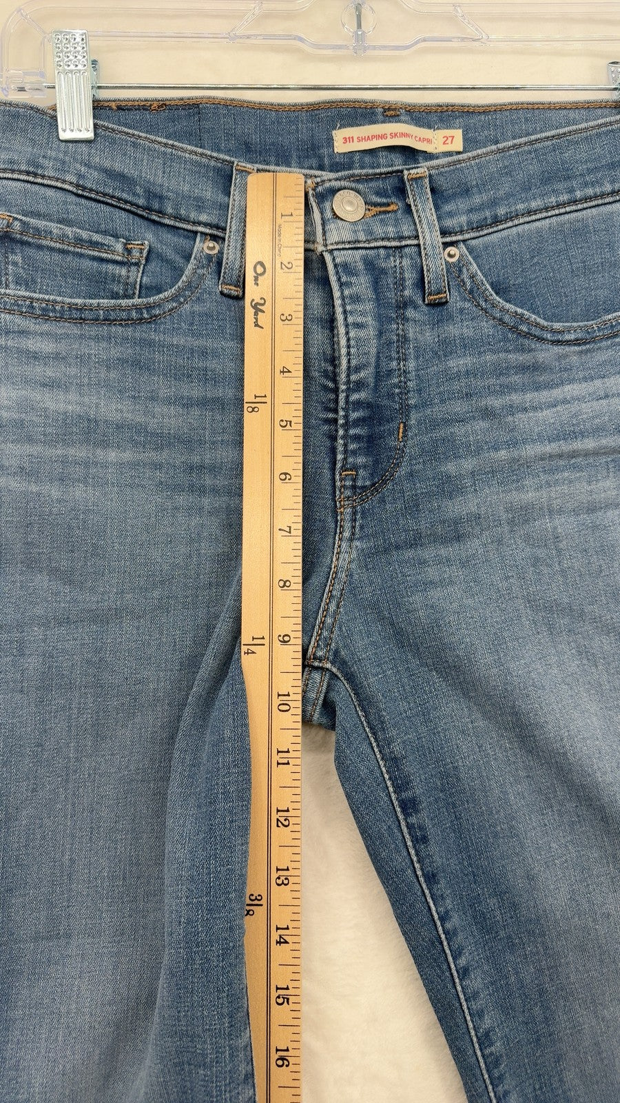 Levi's 311 Shaping Skinny Capri Jeans 27 Womens Light Blue Levis