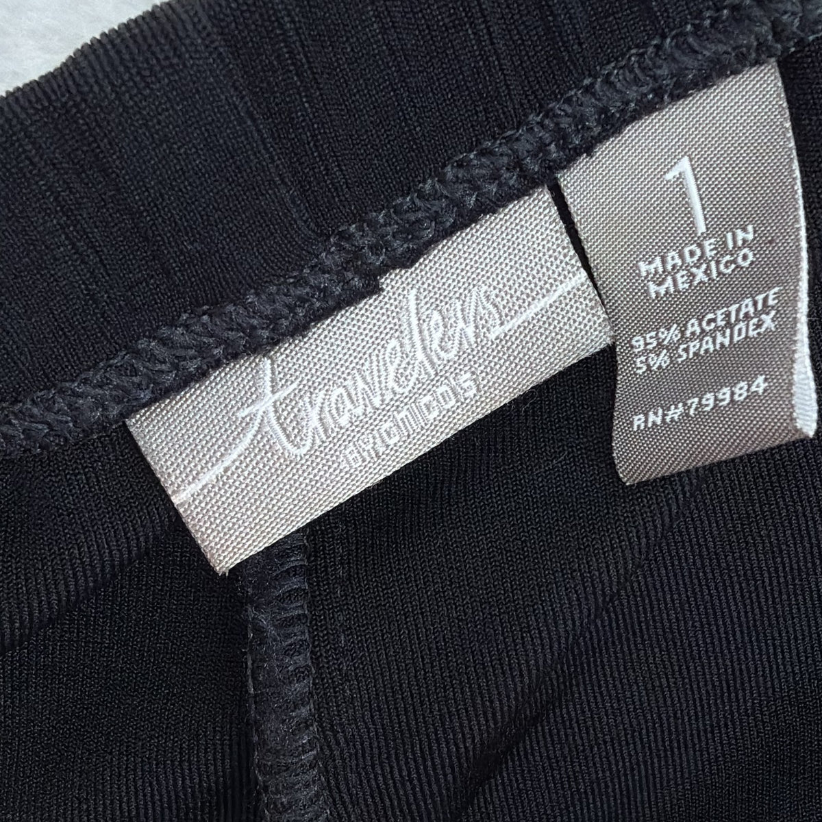 Chicos Travelers Size 1 Wide Leg Capri Pants Medium Womens Black Pull On Acetate