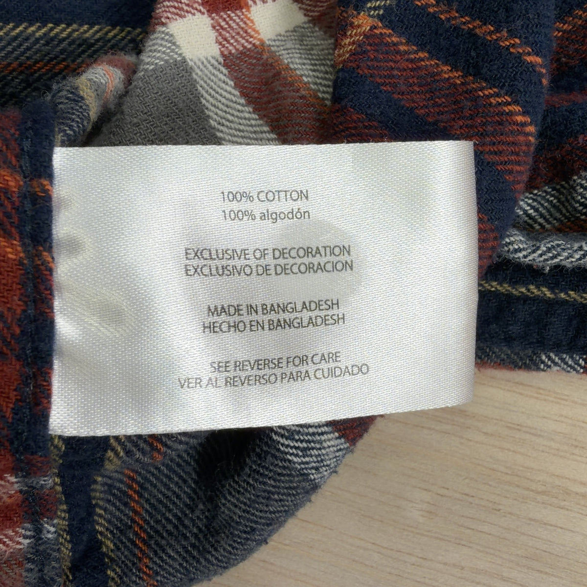Eddie Bauer Flannel Shirt XL Navy plaid 100% cotton chest pocket button front