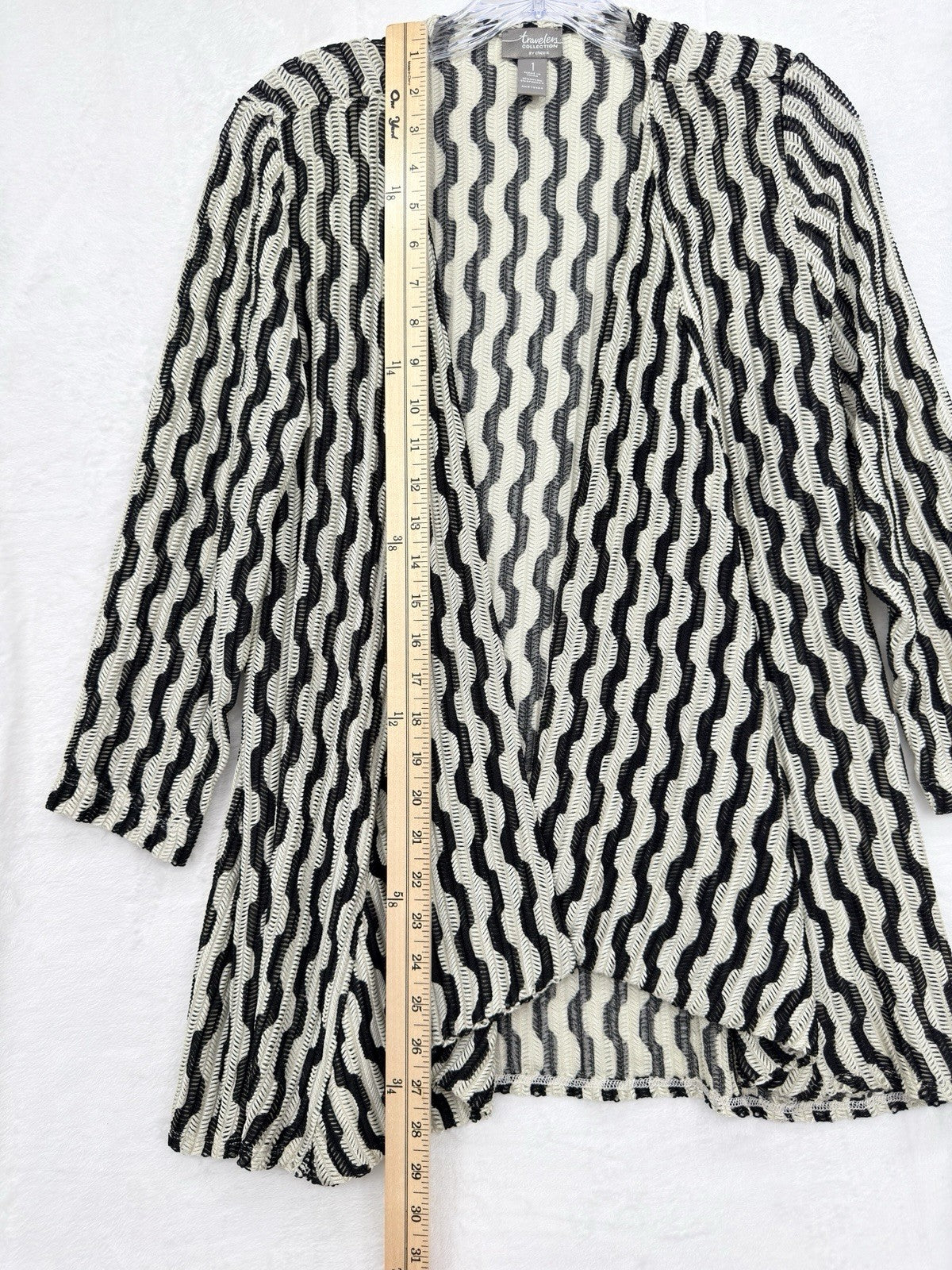 Chicos Travelers Size 1 Cardigan Sweater Medium Open Knit 3/4 Sleeve Womens