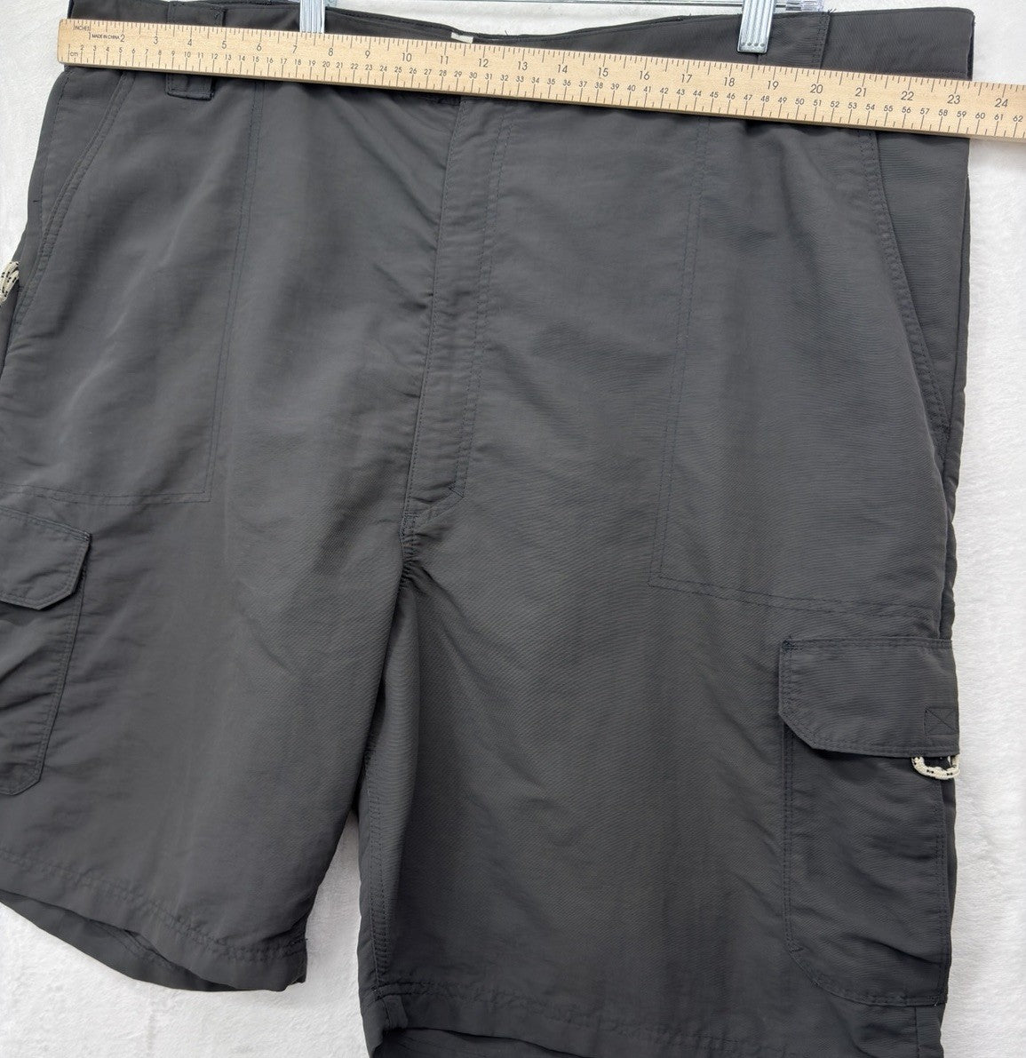 Wrangler Authentics Cargo Shorts Mens 46 Gray 9.5” Nylon
