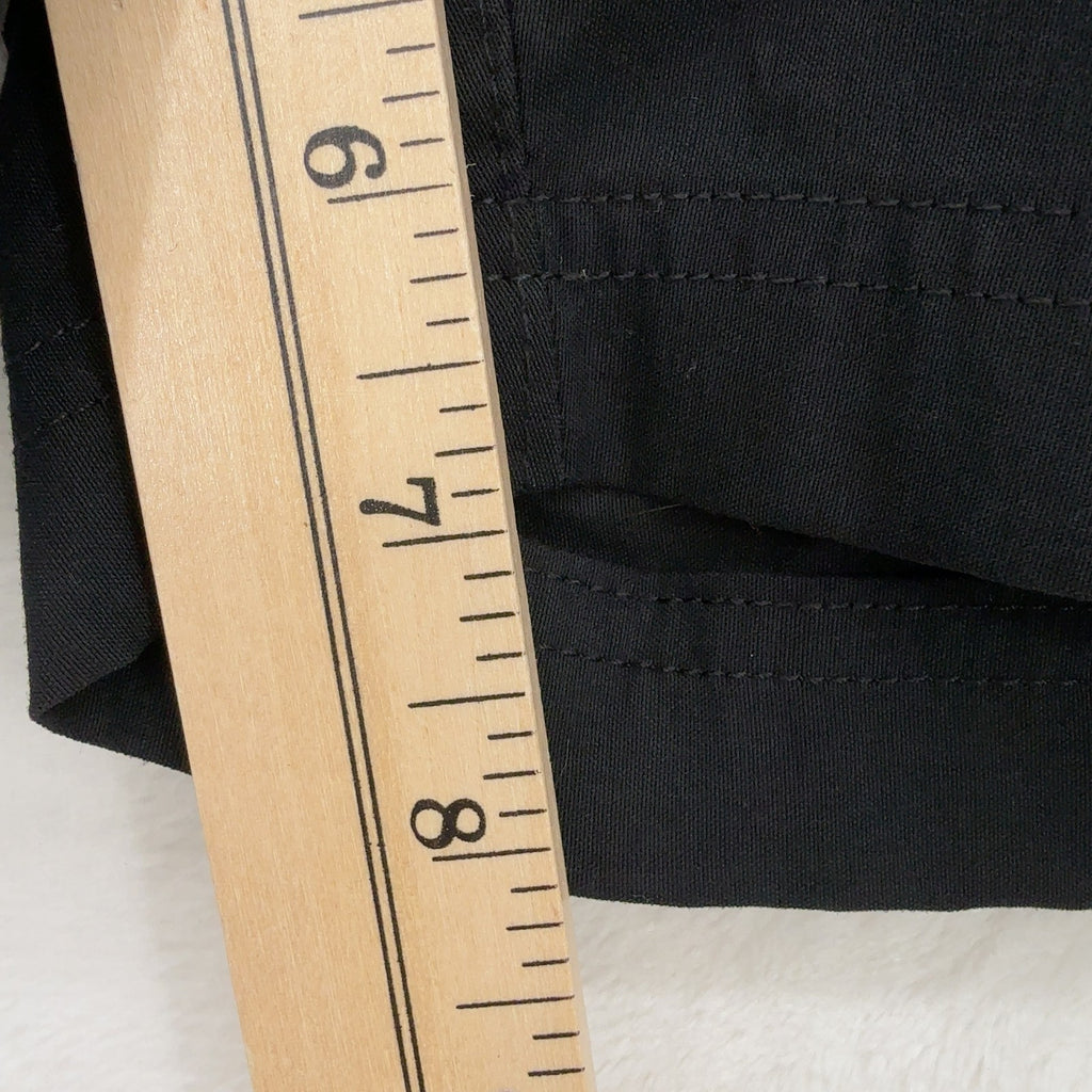 The North Face Class V Cargo Shorts XXL Mens Black Hiking Nylon Stretch 8”