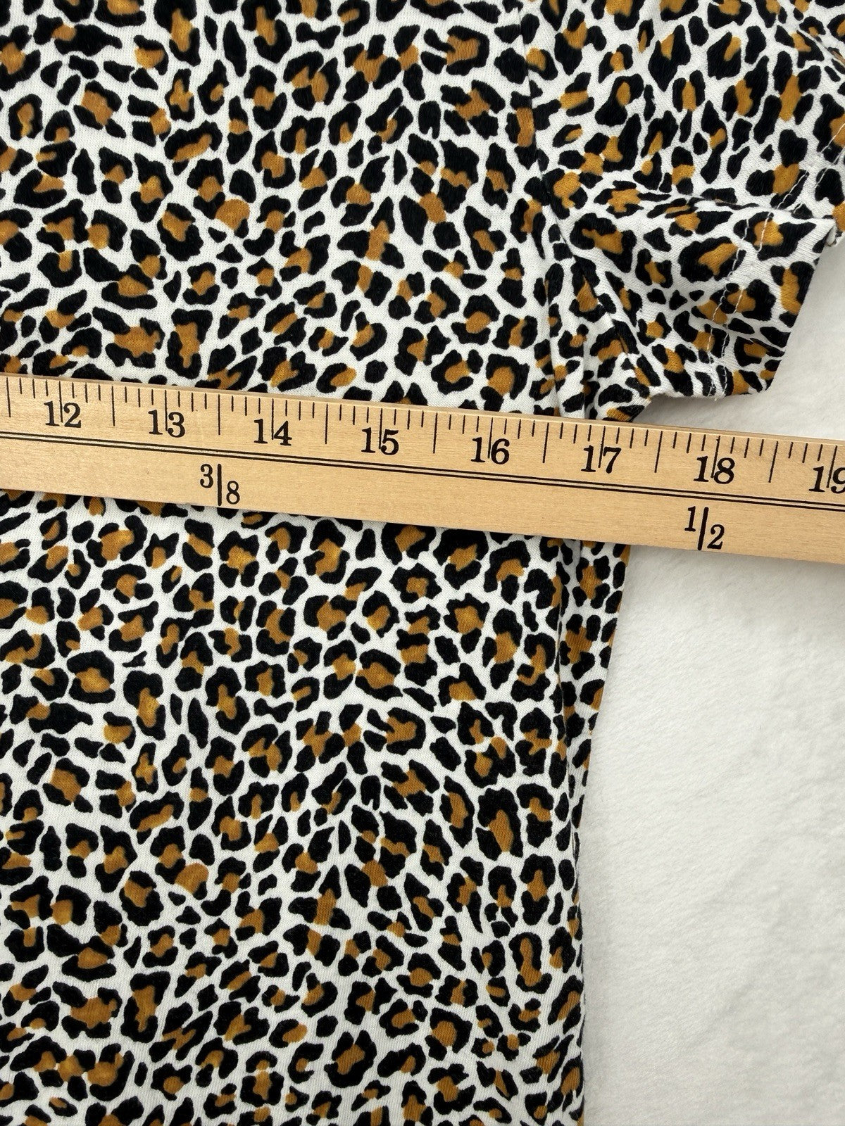 J Crew Top Women Medium Vintage Artist Tee Lot Leopard Print Short Sleeve New