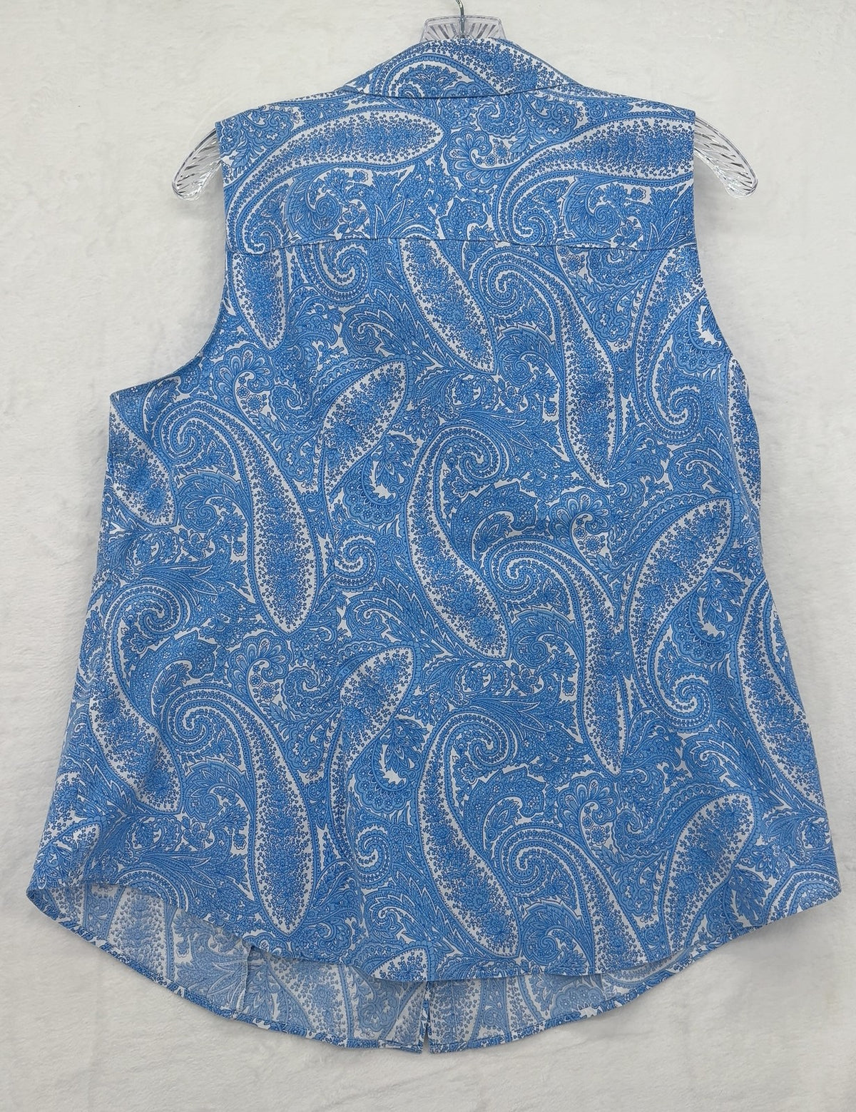 Talbots Top XL Sleeveless Button Up Blouse Womens Blue Paisley Wrinkle resistant