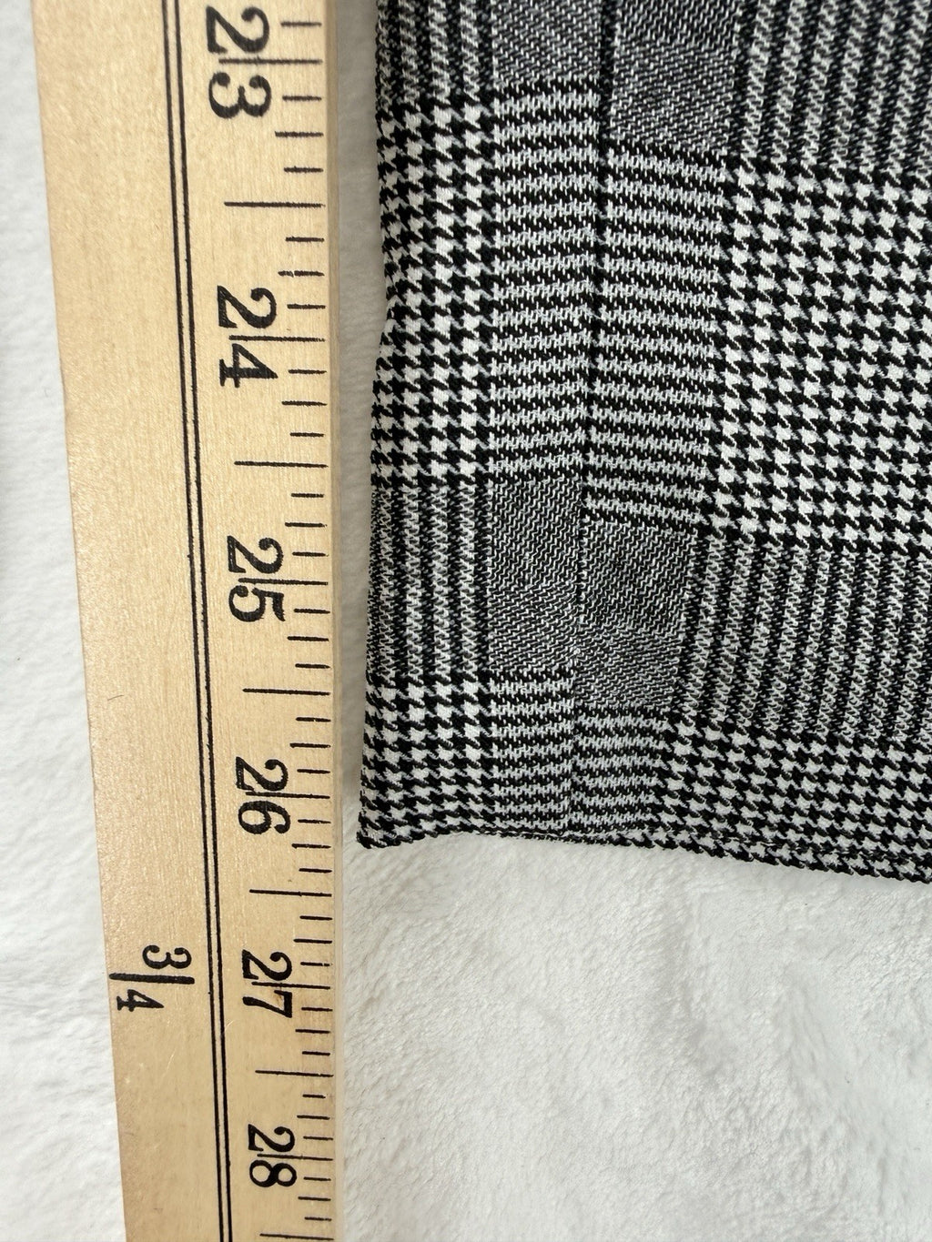 Liz Claiborne Laura Pants 6 Pull On Black White Plaid