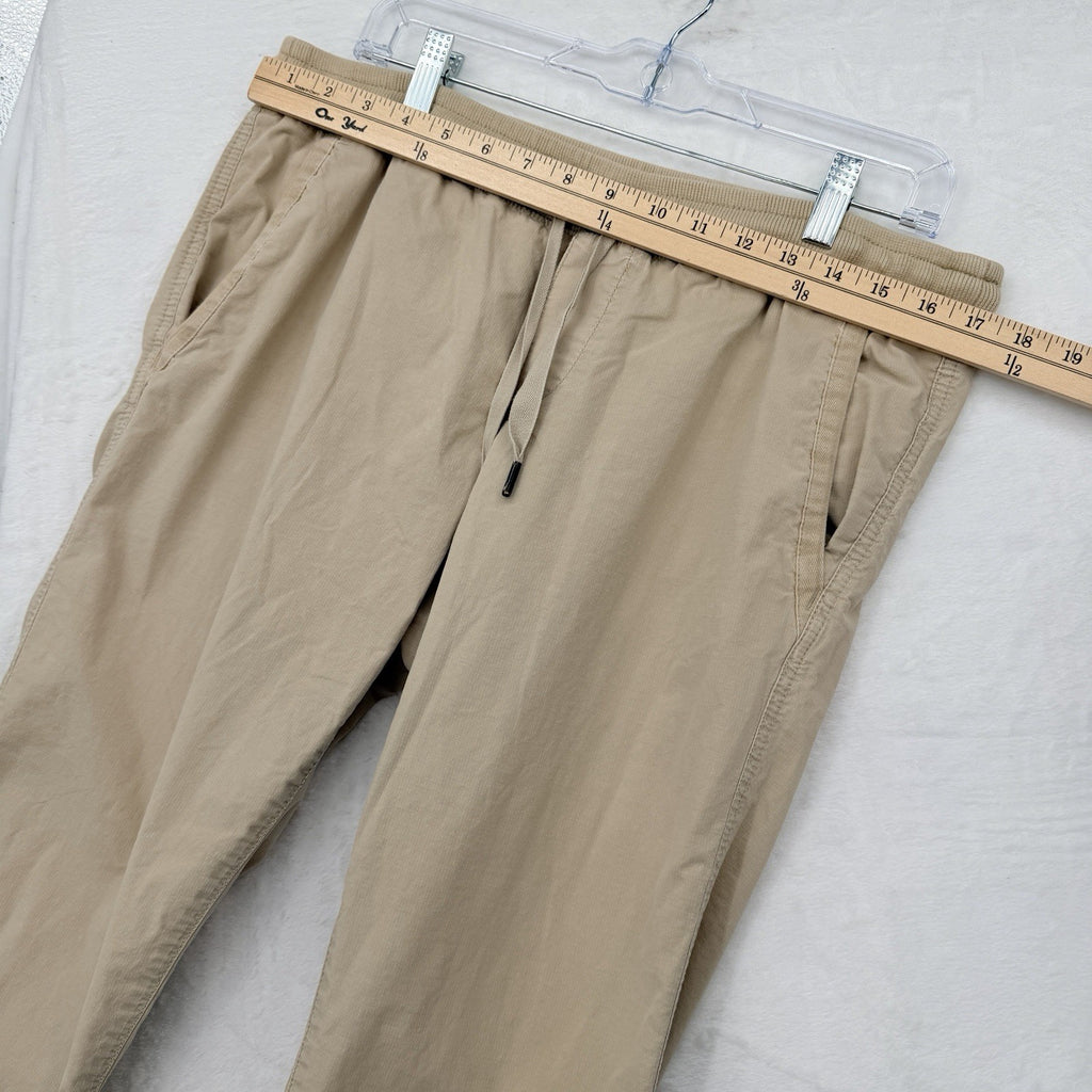 LL Bean Ripstop Capri Pants Medium Petite Womens Pull On Beige