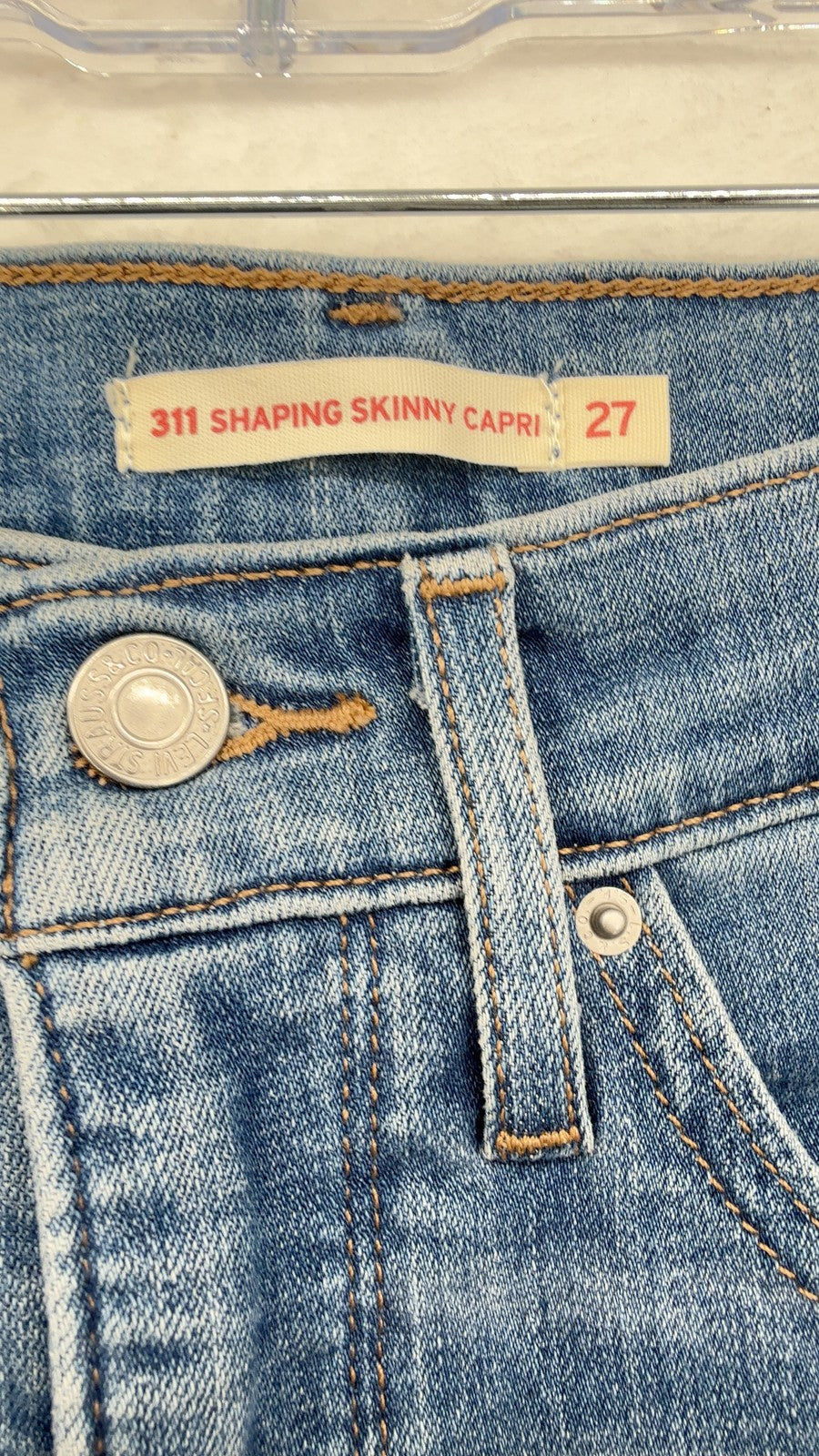 Levi's 311 Shaping Skinny Capri Jeans 27 Womens Light Blue Levis