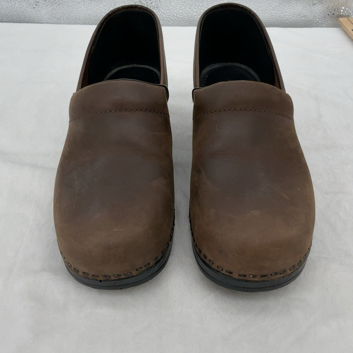 LL Bean Professional Comfort Clogs 39 Brown Oiled Leather Slip On Shoes Womens