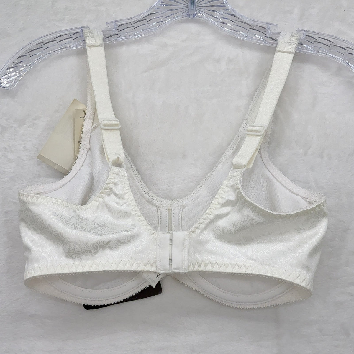 Bali Bra 36C Smooth Compliments Underwire Womens White Full Support 3100 New NWT