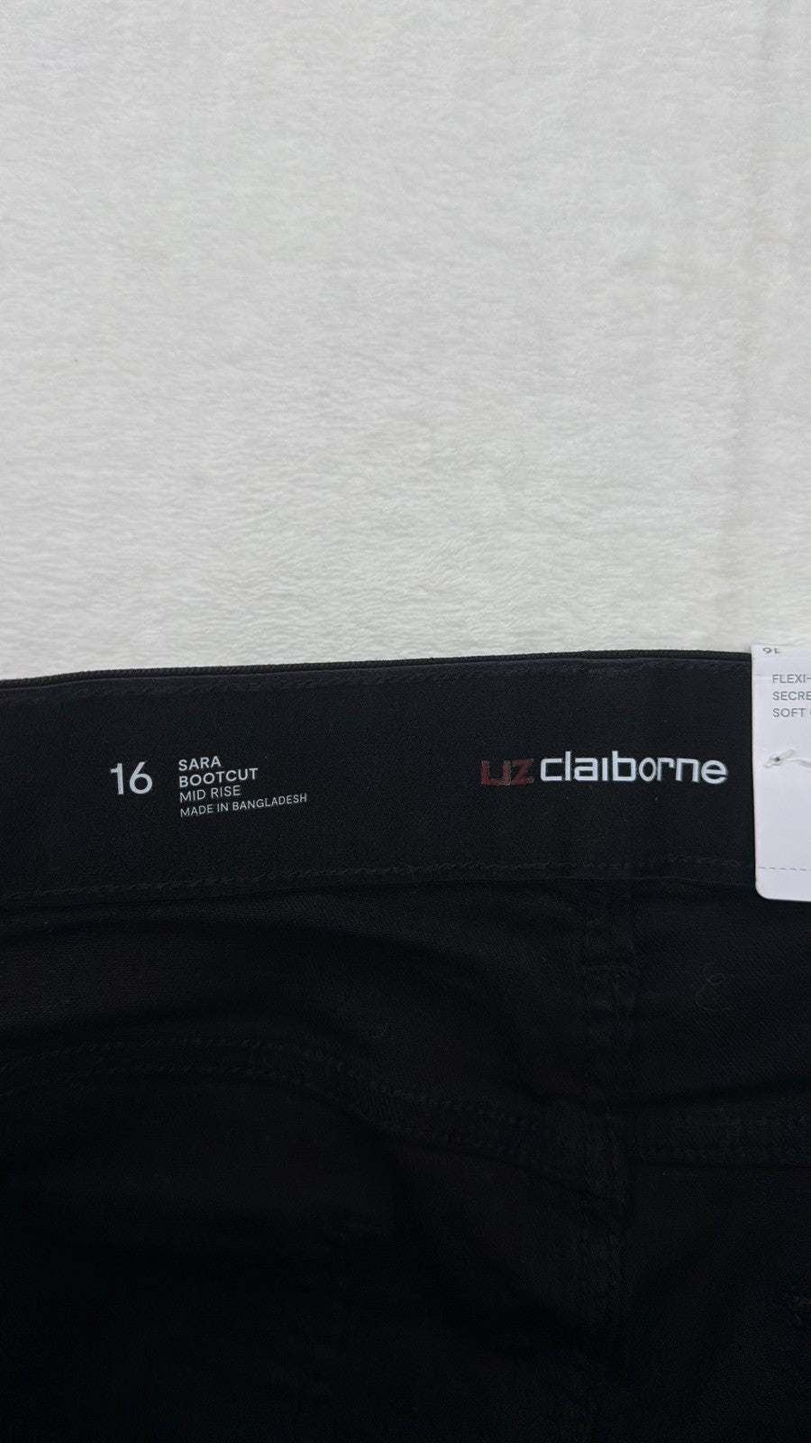 Liz Claiborne Sara Bootcut Mid-Rise Jeans 16 Womens Black 5-pocket New NWT