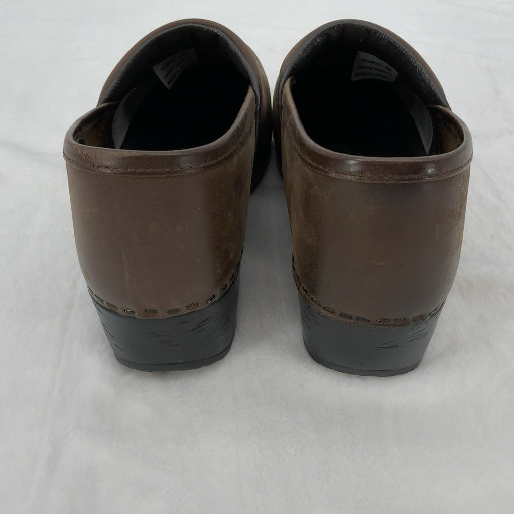 LL Bean Professional Comfort Clogs 39 Brown Oiled Leather Slip On Shoes Womens