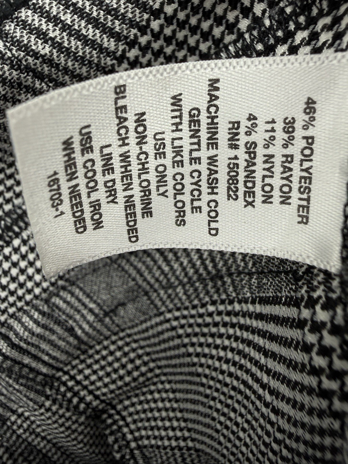 Liz Claiborne Laura Pants 6 Pull On Black White Plaid