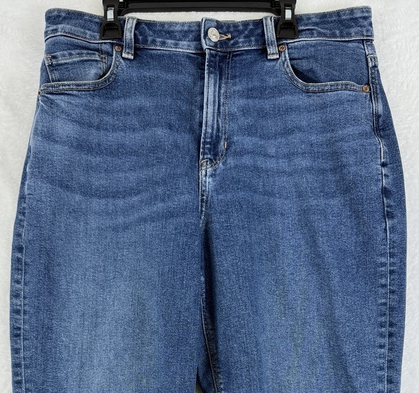 American Eagle Mom Jeans 10 Short Womens High Rise Blue
