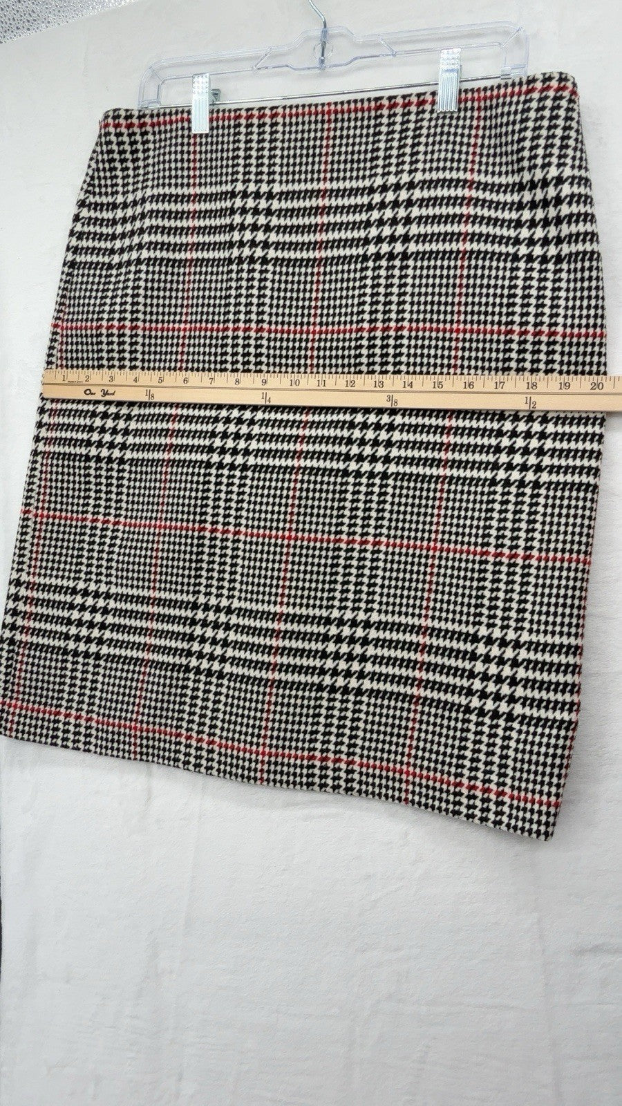 Talbots Skirt Size 12 Houndstooth Plaid Wool Blend Black Red Pencil A Line