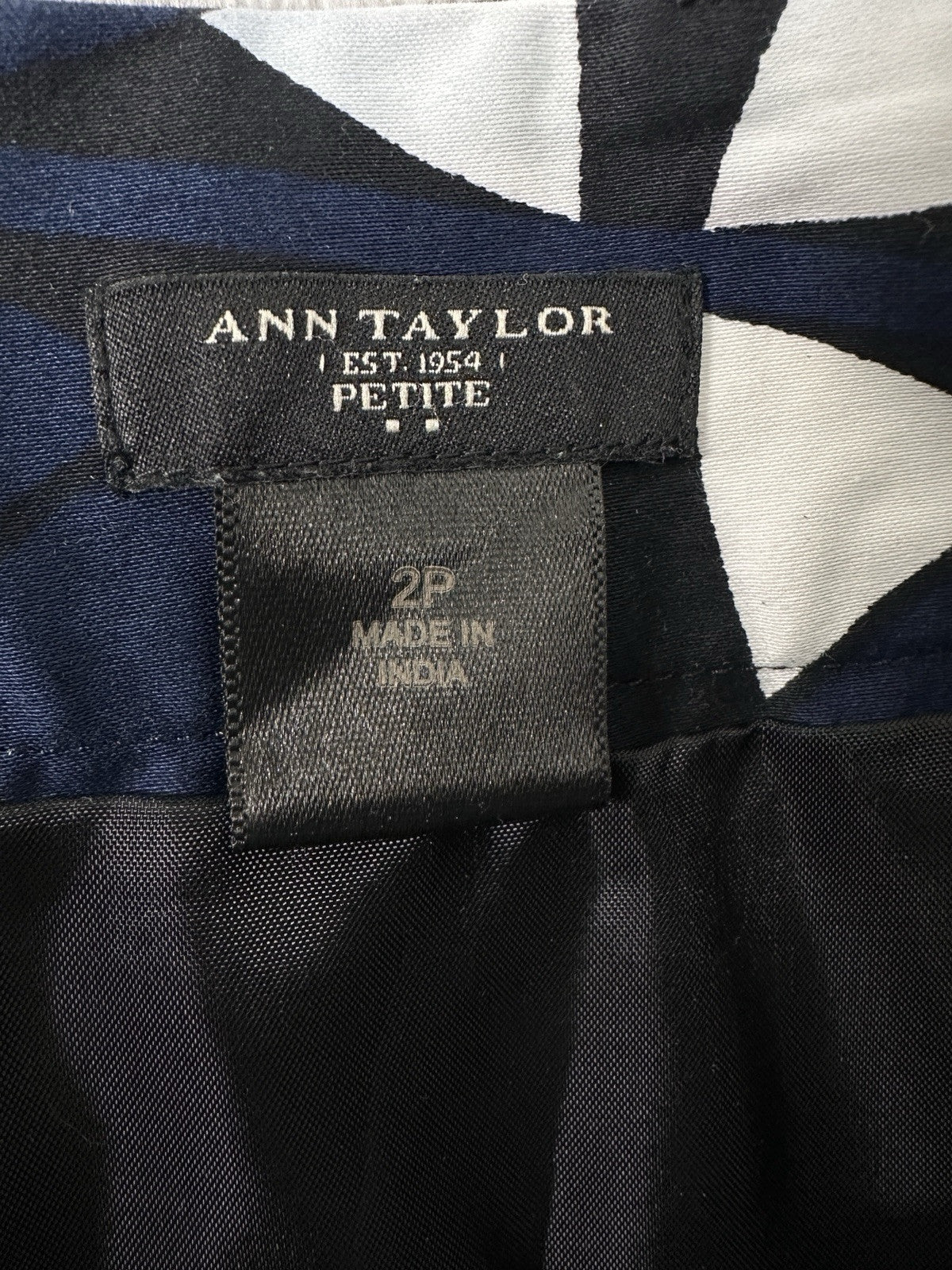 Ann Taylor Pencil Skirt 2 Petite 2P Navy Blue Black Print Womens Cotton Stretch