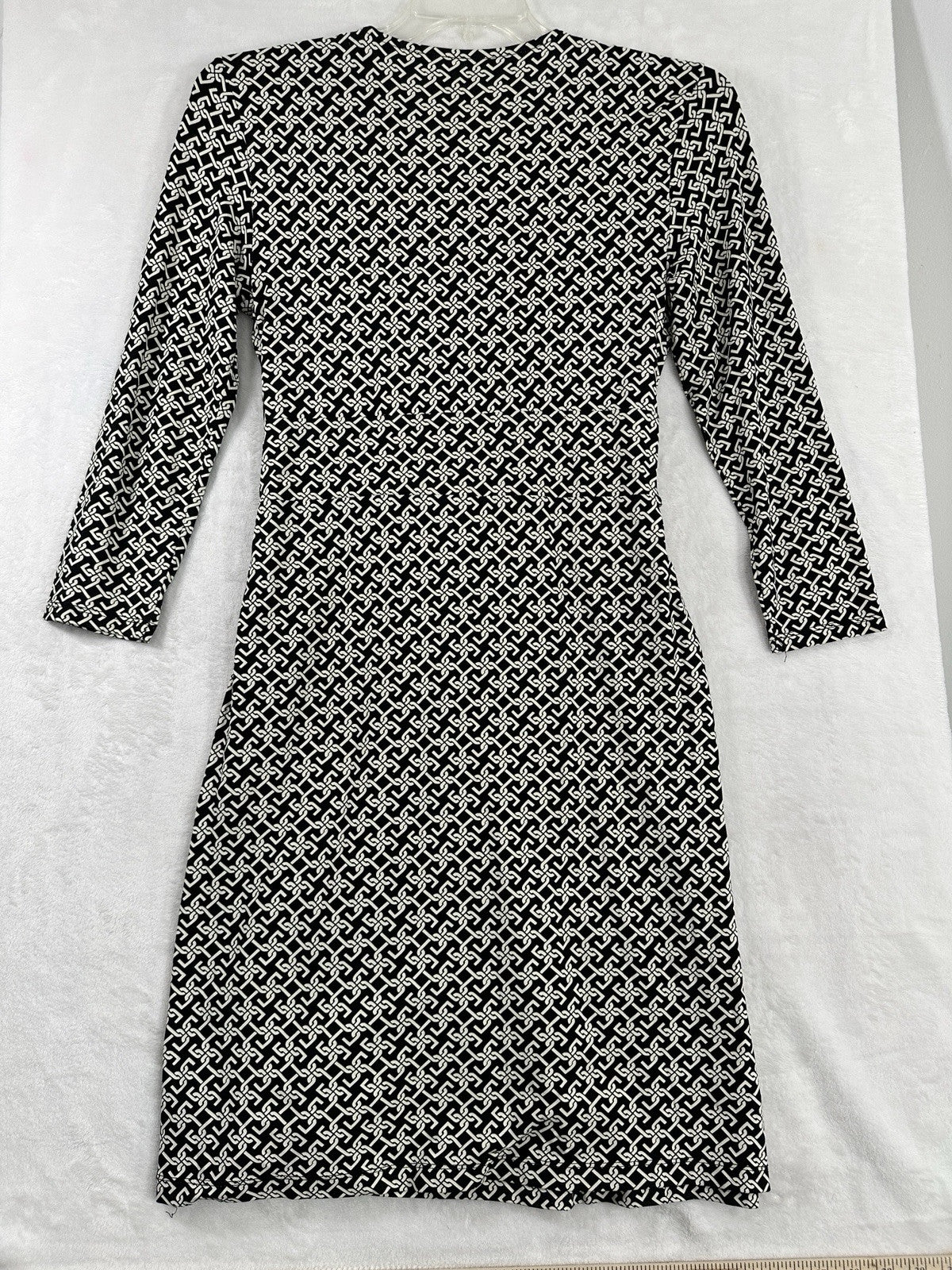 Talbots Dress Size Small Wrap Midi Black White Geo Print Stretch Knit Womens