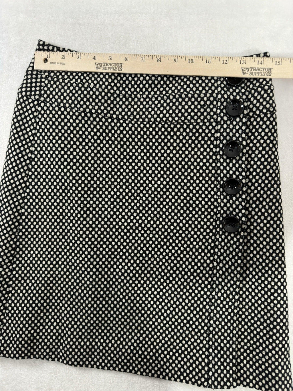 Vintage Talbots A-Line Skirt Size 14 100% Wool Black White Tweed Knee Length