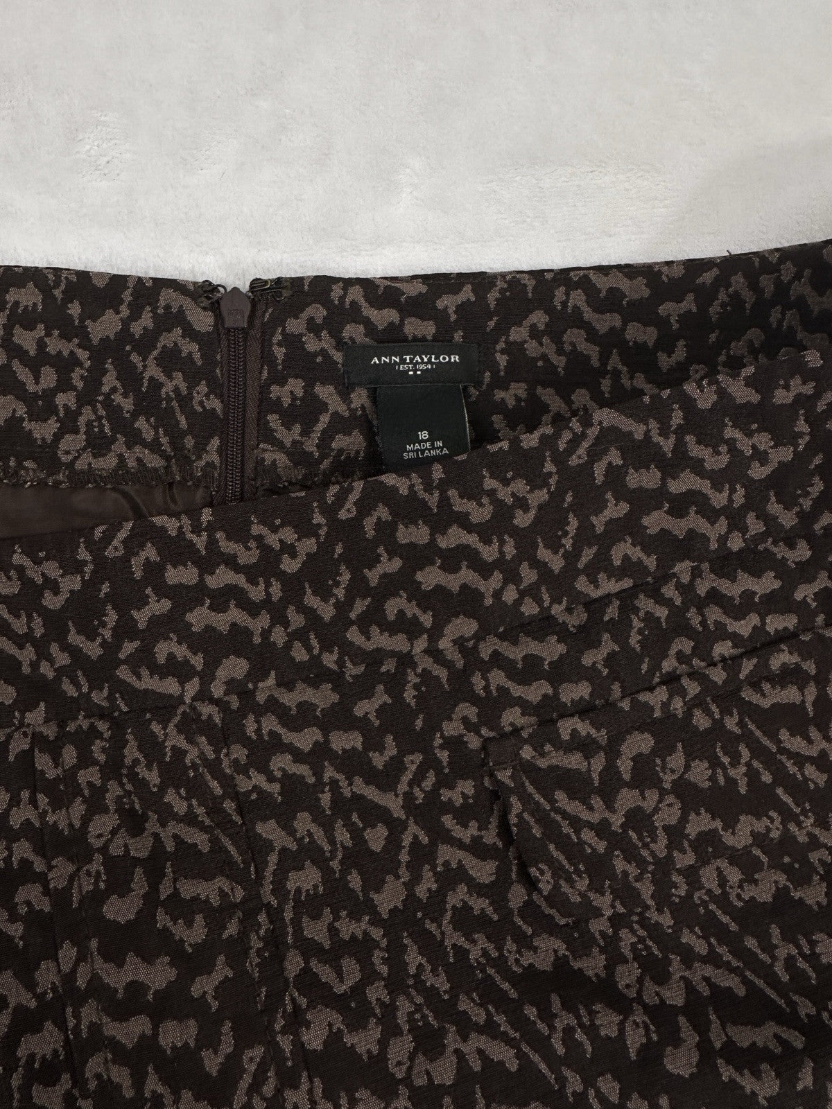 Ann Taylor 18 A-Line Skirt Knit Brown Print Womens