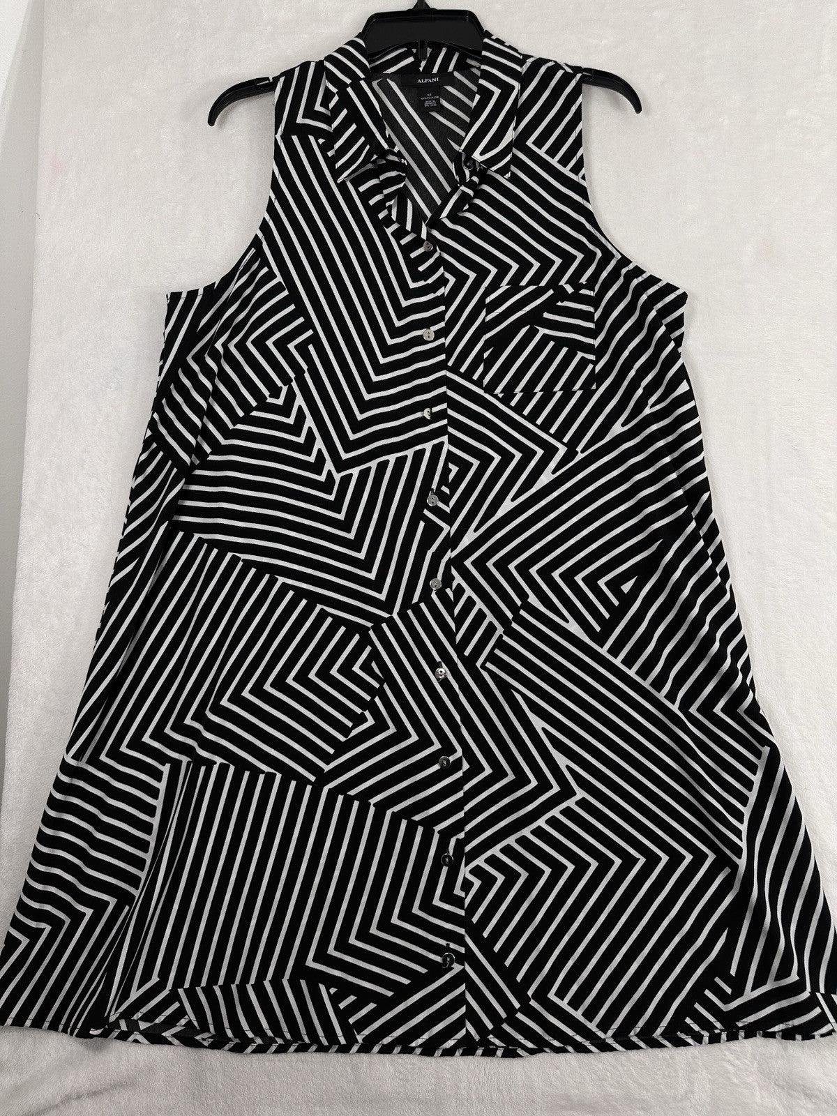 Alfani Dress 12 Black White Sleeveless Shirt Dress Geometric Print A Line