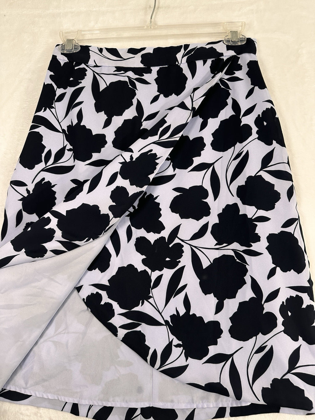 Ann Taylor Faux Wrap Skirt Size 6 Lavender Purple Floral Print Lightweight Women