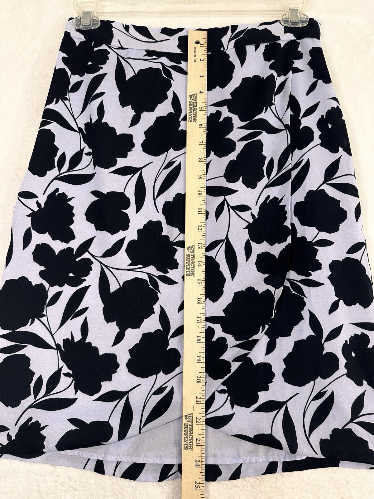 Ann Taylor Faux Wrap Skirt Size 6 Lavender Purple Floral Print Lightweight Women