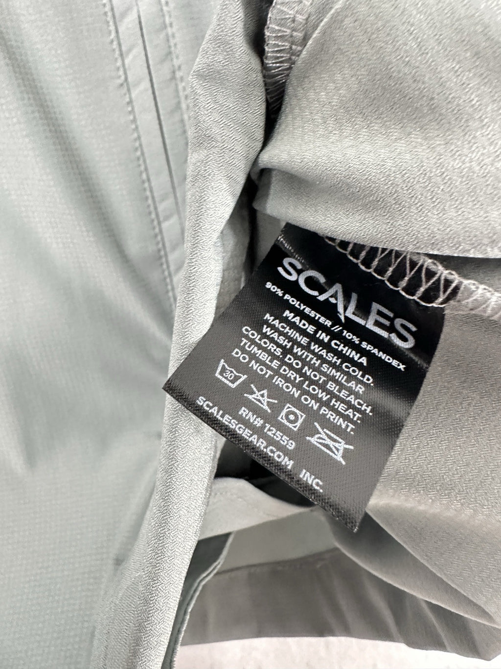 Scales Full Zip Jacket Mens Medium Fishing Windbreaker Gray UPF 30+ NWT $110 NEW